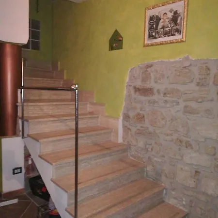 Casa Angelino * أولياسترو تشيلنتو